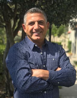 Cezar Mansour